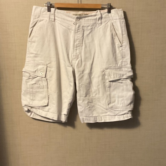 Timberland White Cargo Shorts - Picture 1 of 6